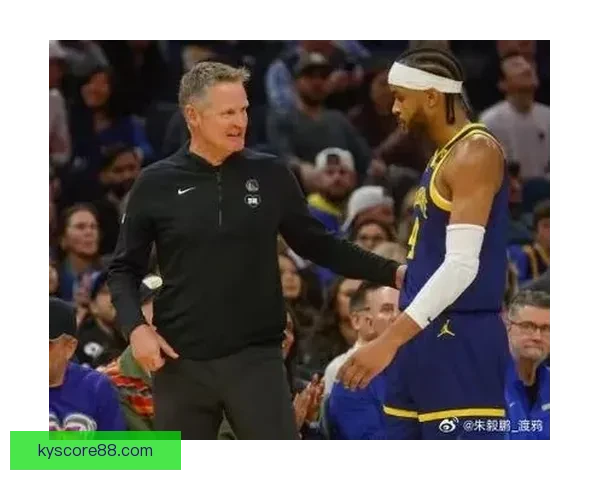 穆迪接受医疗处理双方球员眼含泪水全场沉寂气氛令人动容